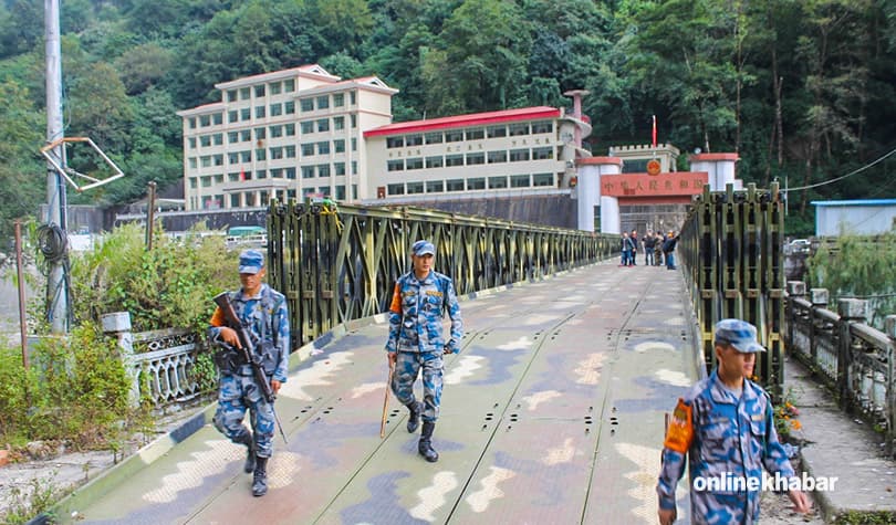 नेपाल-चीन व्यापार मार्ग के सीमा क्षेत्र में भूस्खलन, सशस्त्र पुलिस की बीओपी को नुकसान - header image