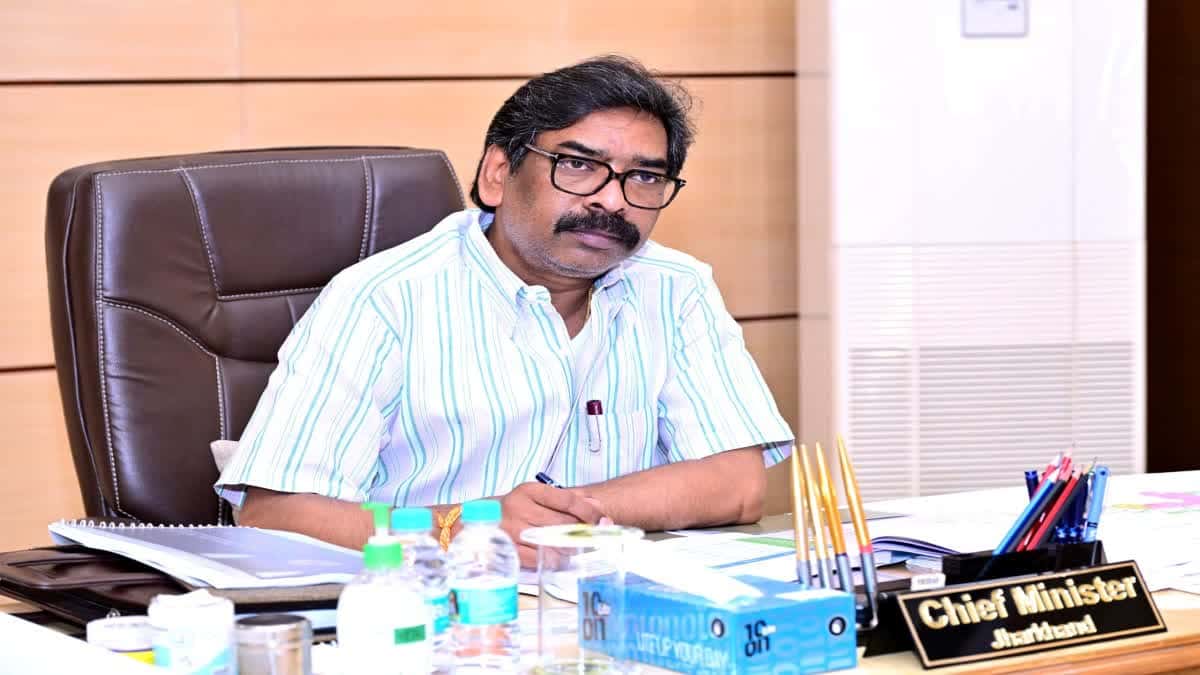 राज्य में बड़े पैमाने पर होगी नियुक्तियां, मुख्यमंत्री हेमंत सोरेन के निर्देश पर सभी विभागों के खाली पड़े पदों को भरने की तैयारी शुरू