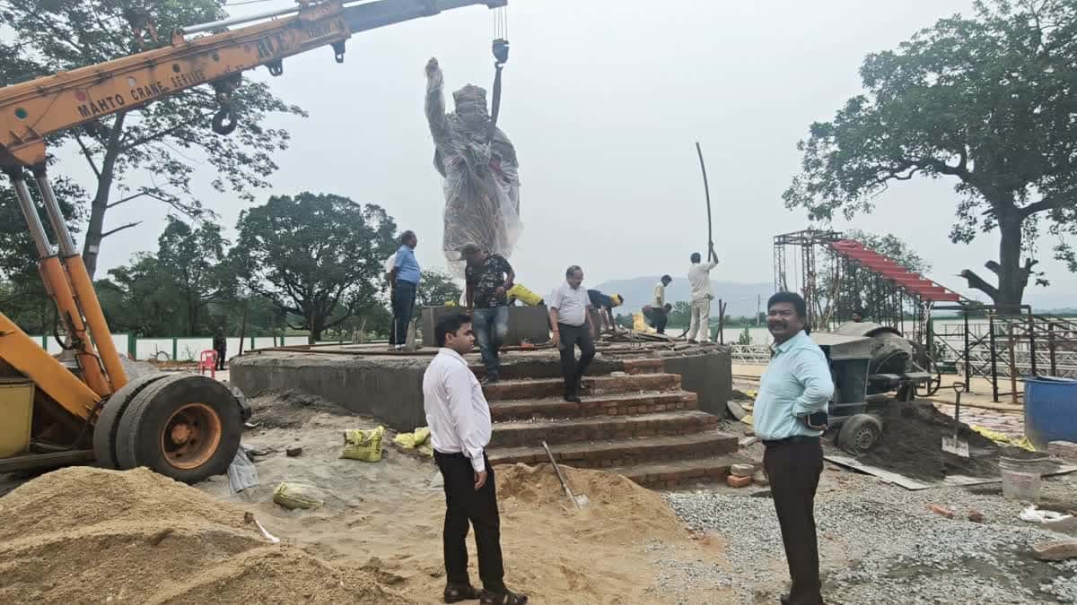 दिशोम गुरु शिबू सोरेन की पहली पुण्यतिथि