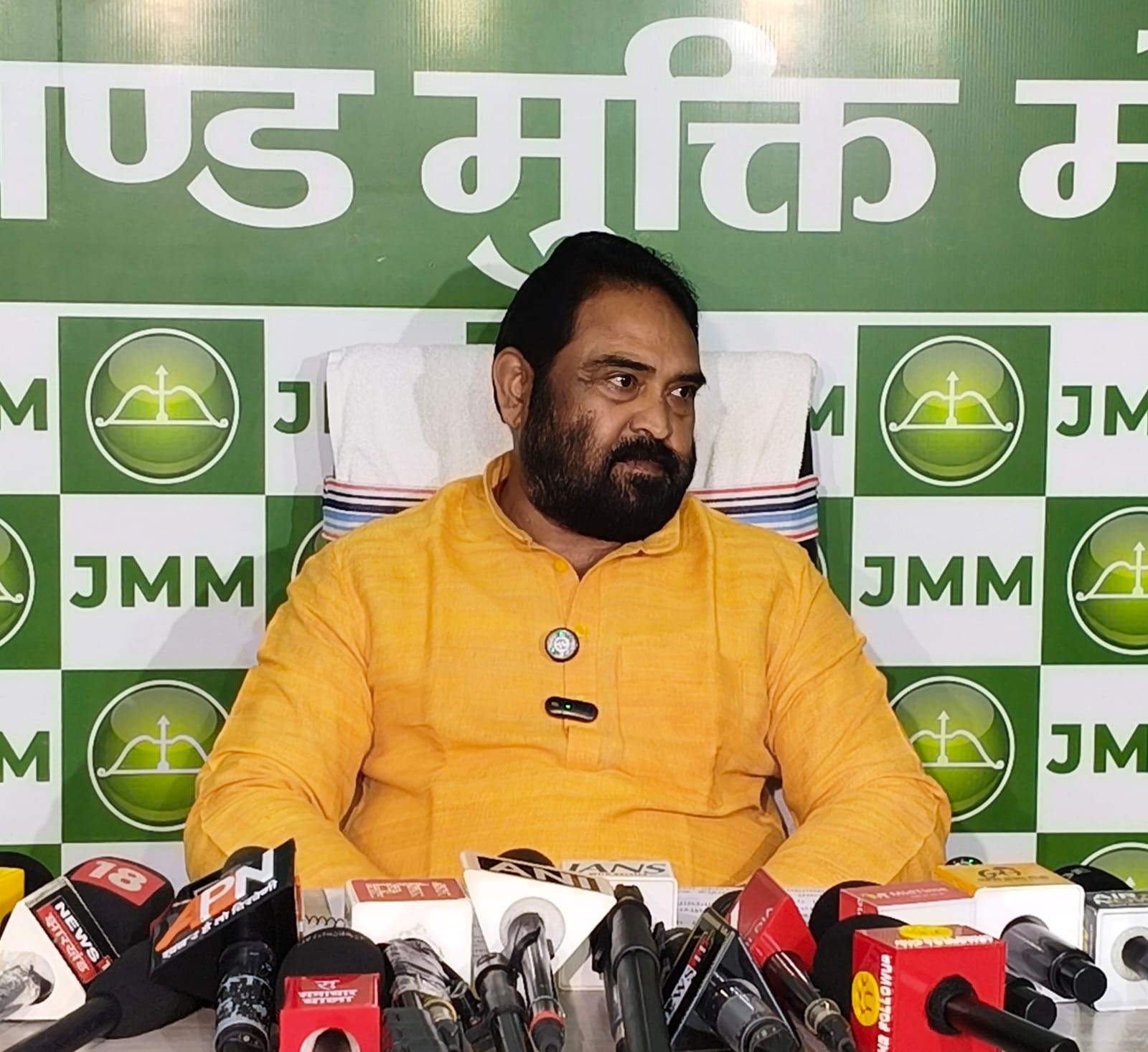 झामुमो की केंद्रीय समिति की बैठक 20 अगस्त को, राजनीतिक स्थिति और संगठनात्मक पुनर्गठन पर होगा मंथन - header image